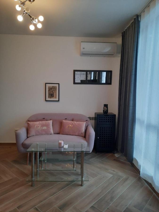 Apartments Studenski Grad Sofia Bagian luar foto